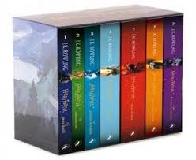 Pack-Harry-Potter-(serie-completastuche)-9789878000473