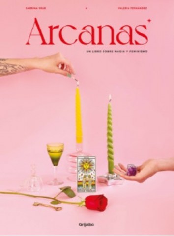 Arcanas-Un-libro-sobre-magia-feminismo-9789915690407